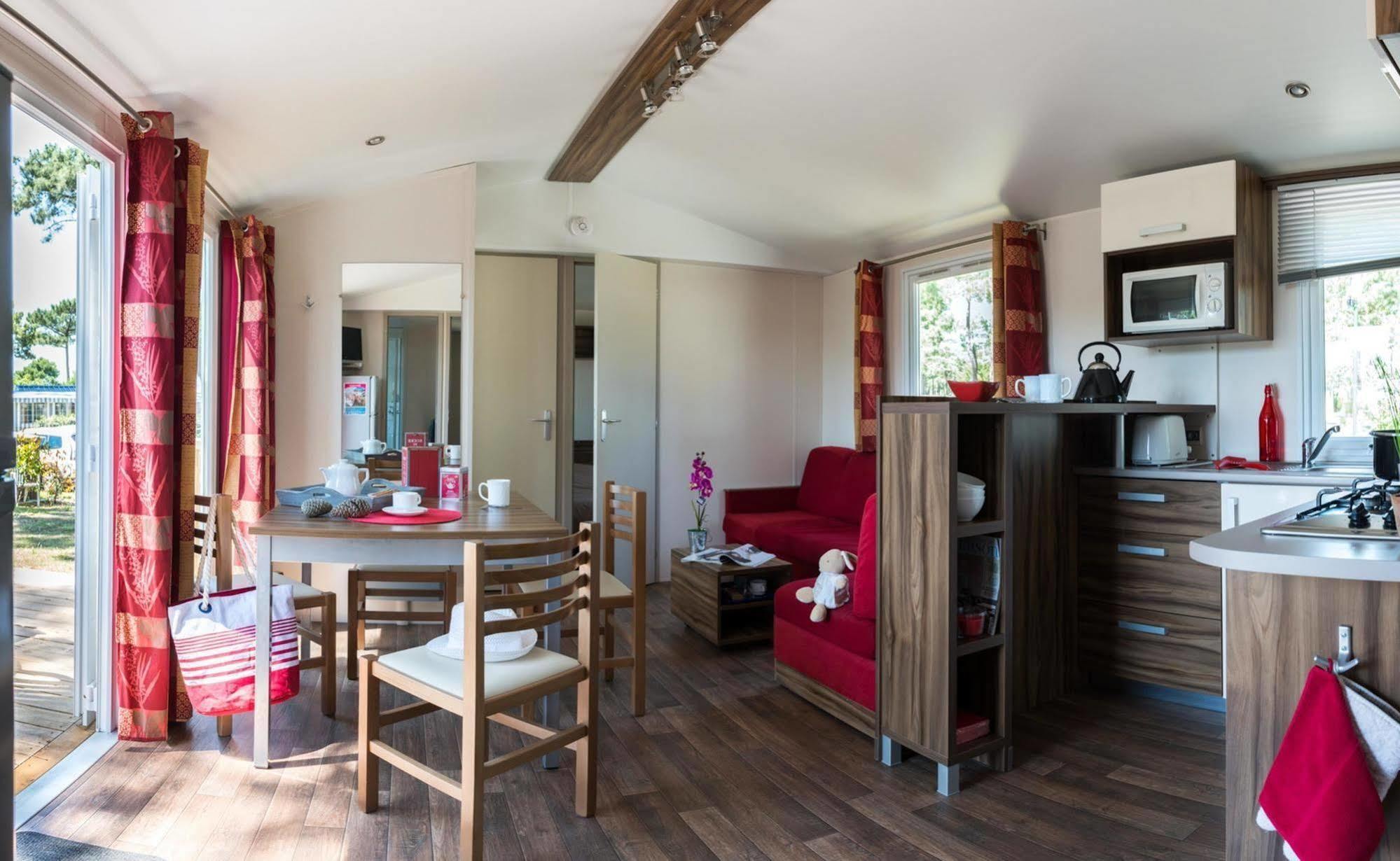 Camping Officiel Siblu La Pignade Ronce-les-Bains Exterior photo